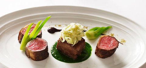 ARIA Sydney - Holiday Cairns 0