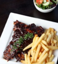 PJ's Irish Sports Bar & Bistro @ The Criterion Hotel - Holiday Cairns 4