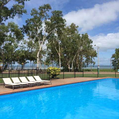 Arcadia Village Bistro - Holiday Cairns 3