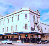 Caledonian Hotel - Holiday Cairns