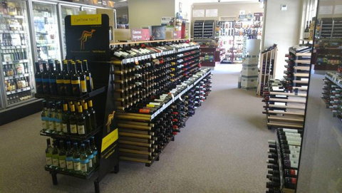 Lion Rampant Hotel - Holiday Cairns 0