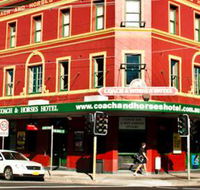 The Coach  Horses Hotel - Holiday Cairns