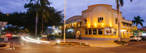 Seaview Hotel - Holiday Cairns 3