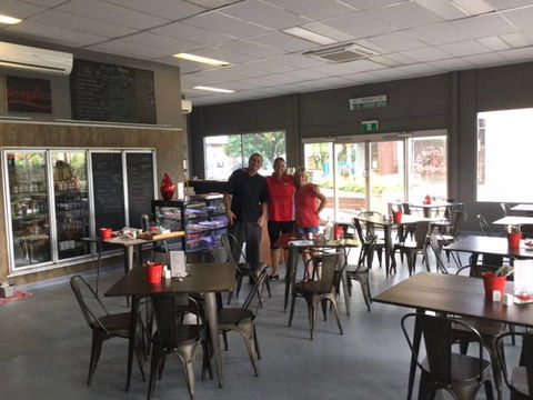 Redgates Café Steakhouse Seafood - Holiday Cairns 4