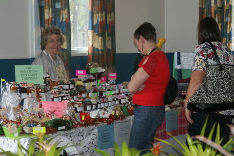 Trash And Treasure At East Kurrajong - Holiday Cairns 1