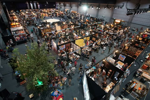 Darwin Aboriginal Art Fair - Holiday Cairns 2