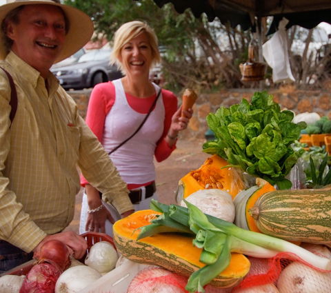 Albany Farmers Market - Holiday Cairns 0