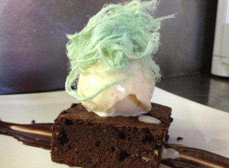 Darcy's Restaurant - Holiday Cairns 0