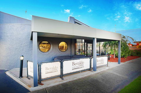 Best Western Mahoneys Motor Inn - Holiday Cairns 4