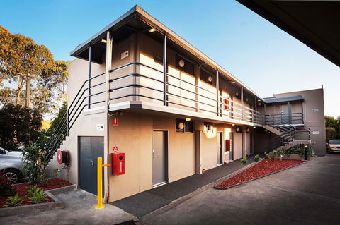Best Western Mahoneys Motor Inn - Holiday Cairns 0