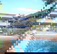 Golden Sands Motor Inn Forster - Holiday Cairns