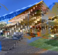 Sovereign Resort Hotel - Holiday Cairns
