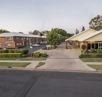 Emerald Maraboon Motor Inn - Holiday Cairns