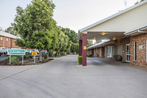 Emerald Maraboon Motor Inn - Holiday Cairns 6