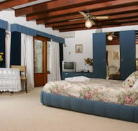 Chalet Swisse Spa - Holiday Cairns