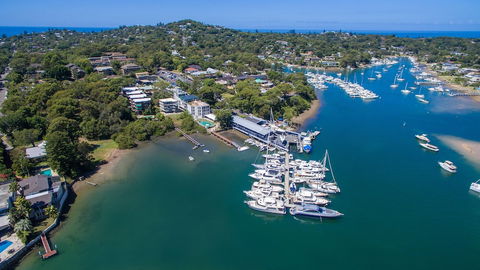 Metro Mirage Hotel Newport - Holiday Cairns 2