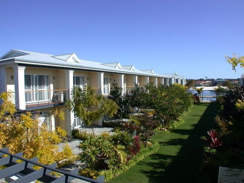 C Mandurah Resort - Holiday Cairns 4