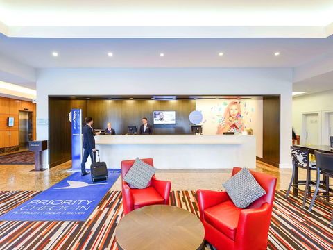 Novotel Melbourne Glen Waverley - Holiday Cairns 0