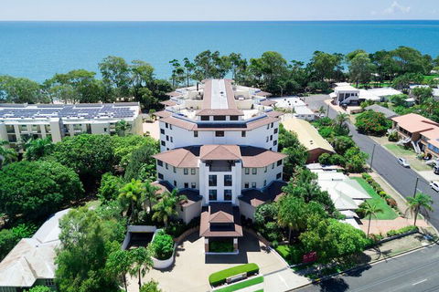 Grand Mercure Allegra Hervey Bay - Holiday Cairns 3