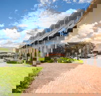 Denison Boutique Hotel - Holiday Cairns