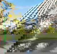 Rydges Esplanade Resort Cairns - Holiday Cairns