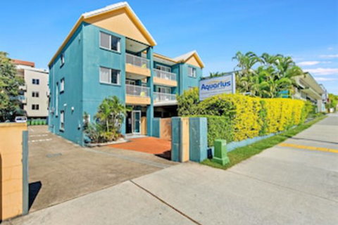 Aquarius Gold Coast - Holiday Cairns 0