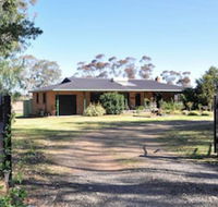 Talga Vines Vineyard Escape - Holiday Cairns