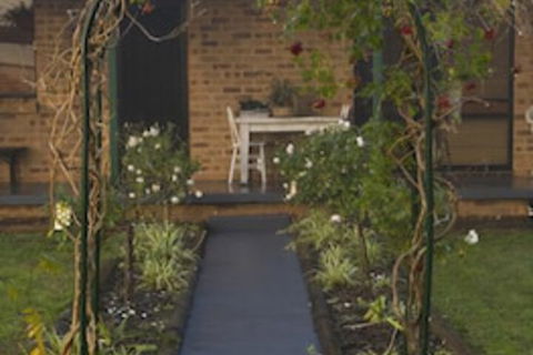 Talga Vines Vineyard Escape - Holiday Cairns 5