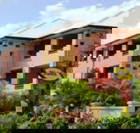 Kacys Bargara Beach Motel - Holiday Cairns