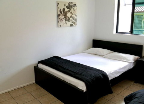 Arrival Accommodation Centre - Holiday Cairns 6