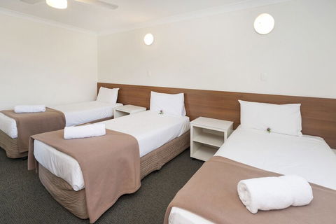 Sunshine Beach Resort - Holiday Cairns 5