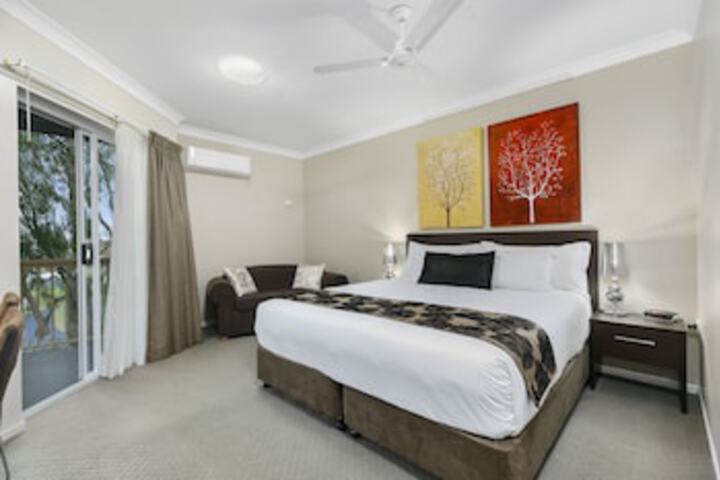  Holiday Cairns