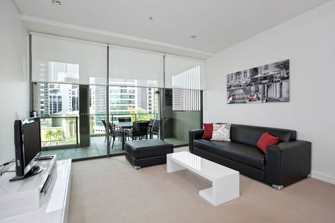 Quattro On Astor Apartments Brisbane By Restt - Holiday Cairns 5