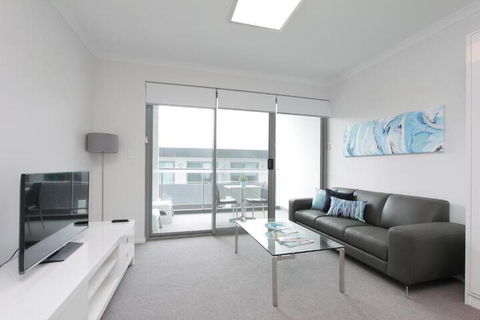 Verandah Apartments - Holiday Cairns 2