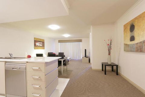 Verandah Apartments - Holiday Cairns 5
