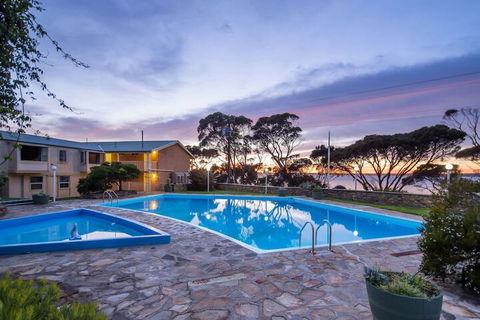 Mercure Kangaroo Island Lodge - Holiday Cairns 7