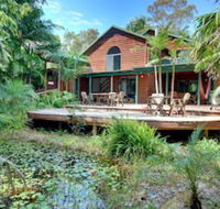 Planula Bed  Breakfast Retreat - Holiday Cairns