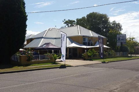Admiral Nelson Motor Inn - Holiday Cairns 2