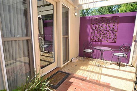 Alexandra Place - Holiday Cairns 1
