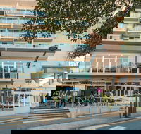The Port Lincoln Hotel - Holiday Cairns