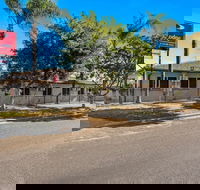 Econo Lodge Moree Spa Motor Inn - Holiday Cairns