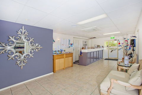 Comfort Inn All Seasons - Holiday Cairns 6