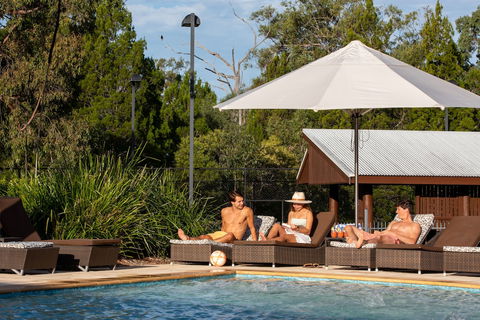 Beach Road Holiday Homes - Holiday Cairns 0