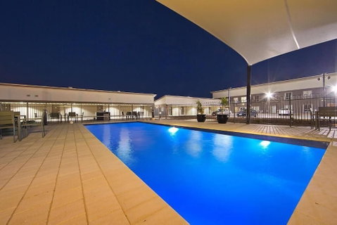 Quest Whyalla - Holiday Cairns 4