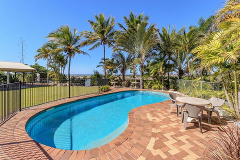 Camelot Motel - Holiday Cairns 3