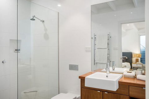 A PERFECT STAY - Allure - Holiday Cairns 6