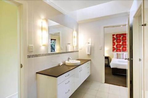 A PERFECT STAY - Beach House At Tallows - Holiday Cairns 4