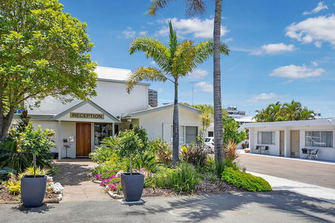Top Spot Motel - Holiday Cairns 1