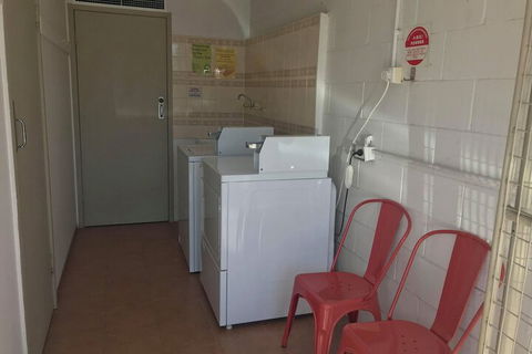 Top Spot Motel - Holiday Cairns 5