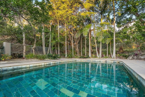 A Perfect Stay - 11 James Cook Apartments - Holiday Cairns 4